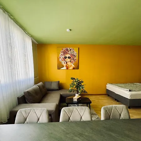 Ferdinands Gateaway Inkl Breakfast * Berna