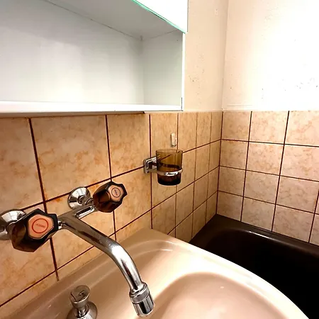 Ferdinands Gateaway Inkl Breakfast * Bern